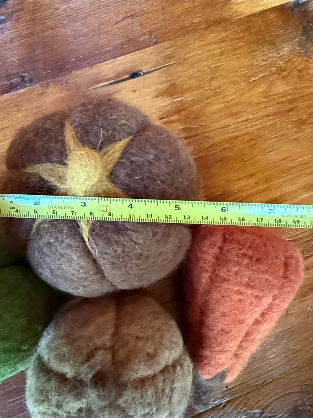 🍂 Wool Felt Fall Pumpkin and Guard Décor - Green, Brown, Tan and Orange